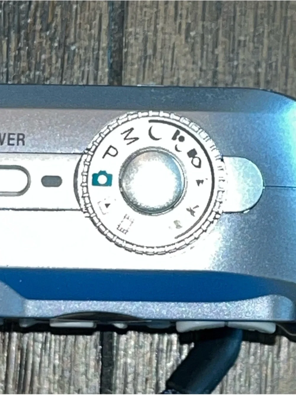 SONY Cyber-shot DSC-P93A 5.1MP : MPEG MOVIE VX / Smart Zoom / 3X Lens